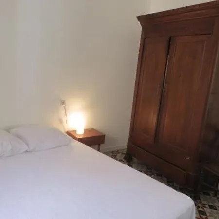 A Deux Pas De La Plage, 3 *